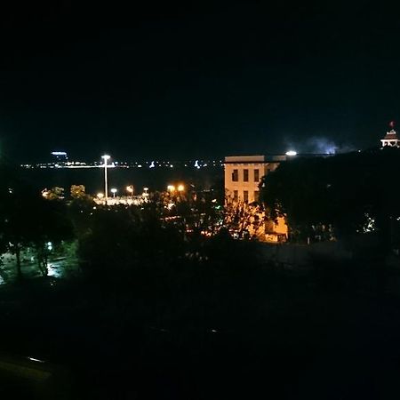 Quang Nhat Hotel Нячанг Екстер'єр фото